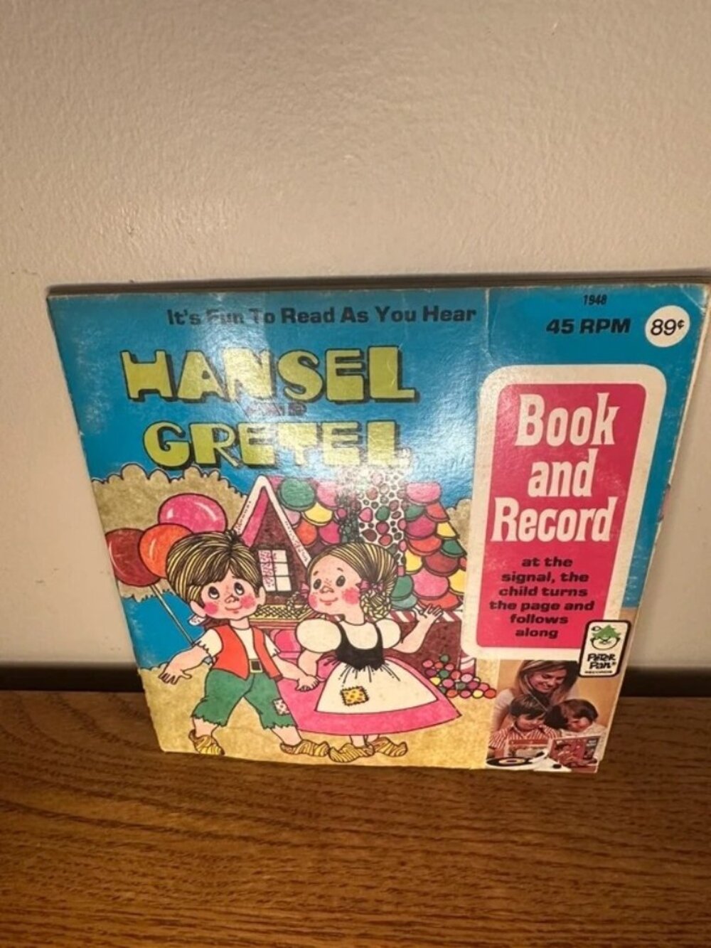 Vintage 1971 Peter Pan Hansel and Gretel Book & Record #1948 45 RPM Read Along C